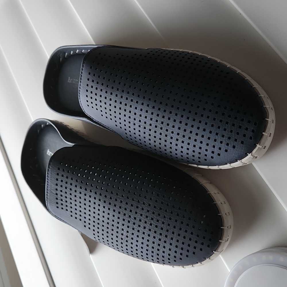 Harmony  balance slip ons size 11 nwb